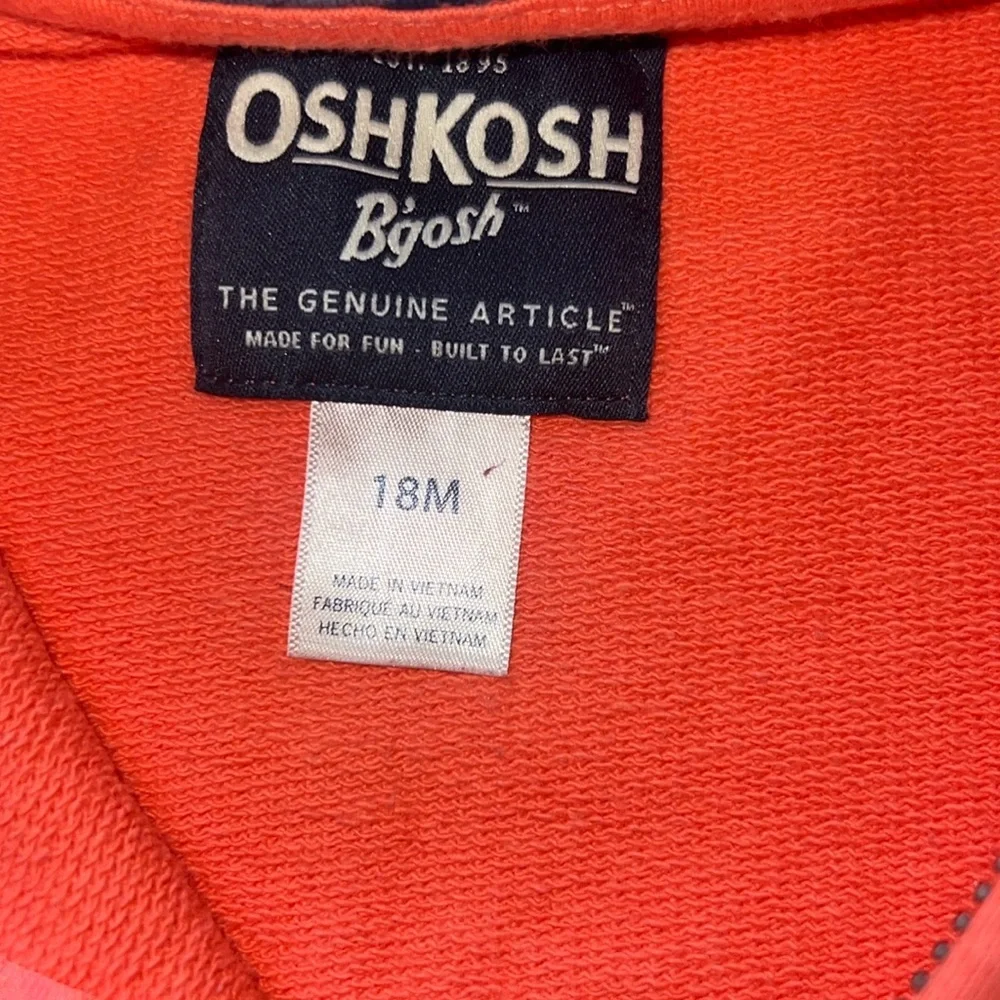 🛍Little BABIES OSHKOSH ZIP UP HOODIE  SIZE 18 MONTHS 🛍